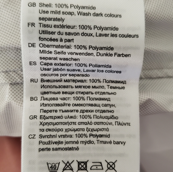 Men’s Helly Hansen Rain coat. Size Medium - Picture 10 of 11